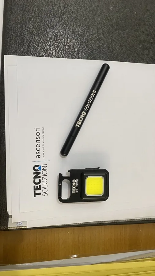Penna e torcia personalizzate Tecno Soluzioni